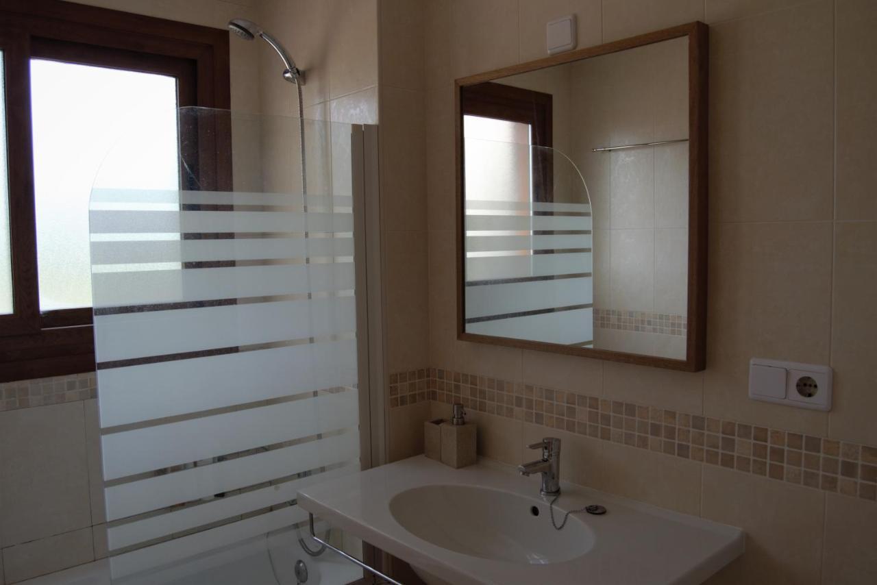 Precioso Adosado En Urbanizacion Con Campo De Golf Villa Mino Eksteriør billede
